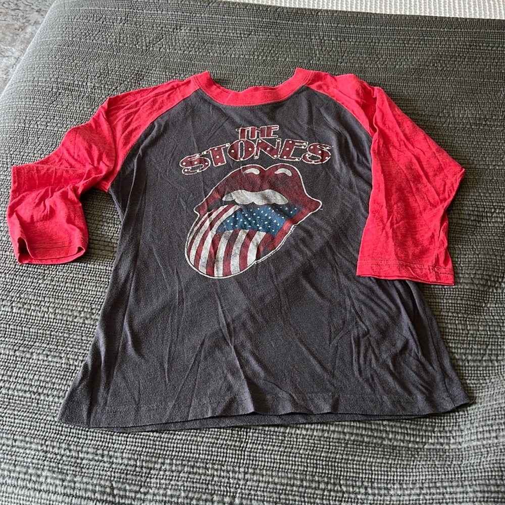 Junk Food Clothing Black & Red Rolling Stones Raglan Long Sleeve Tee